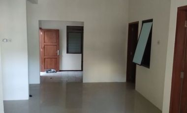 Dijual rumah fajar indah solo