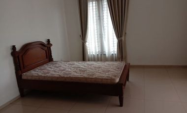 For Rent Town House at Cilandak & Condition Semi Furnished HSE-A0428