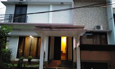 For Rent Town House at Cilandak & Condition Semi Furnished HSE-A0428