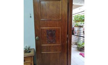 VENTA CASA CON LOCAL COMERCIAL