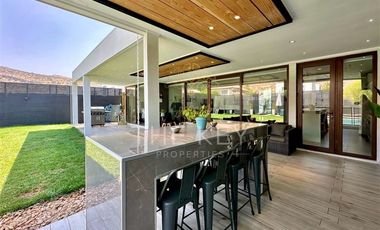 Impecable Casa En Venta 3d 3b Santa Elena