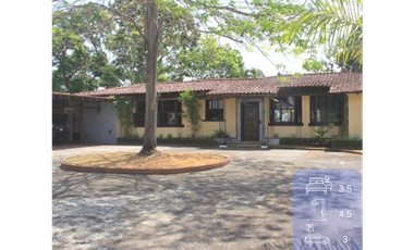 Vendo amplia casa en Las Cumbres *LC-01*