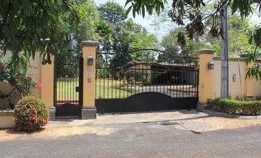 Vendo amplia casa en Las Cumbres *LC-01*