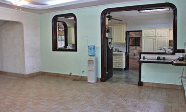 Vendo amplia casa en Las Cumbres *LC-01*