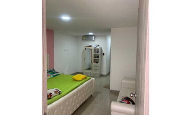 SE VENDE CASA URB DON ALBERTO
