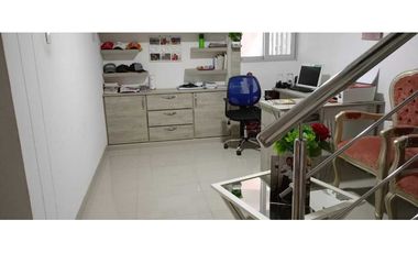 SE VENDE CASA URB DON ALBERTO