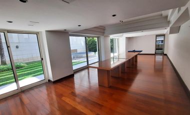 Elgancia y Estilo. Piso 363 m² 4/5 Dormitorios. Gran Ubicación