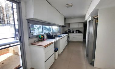 Elgancia y Estilo. Piso 363 m² 4/5 Dormitorios. Gran Ubicación
