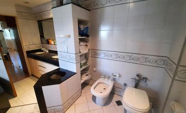 Elgancia y Estilo. Piso 363 m² 4/5 Dormitorios. Gran Ubicación