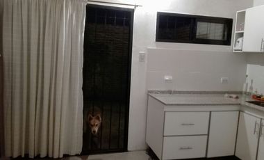 Departamento Tipo Casa en venta en Remedios de Escalada Oeste