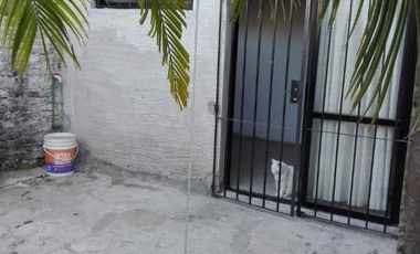 Departamento Tipo Casa en venta en Remedios de Escalada Oeste
