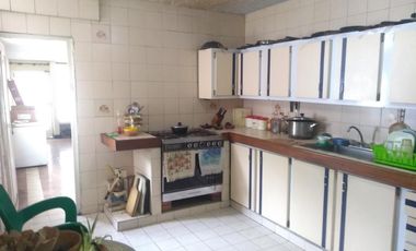 casa en venta en barrio blanco. Cod V10367