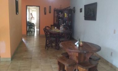 casa en venta en barrio blanco. Cod V10367