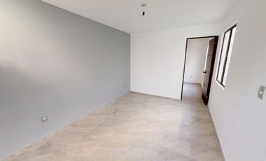 Casa con alberca de 4 recamaras