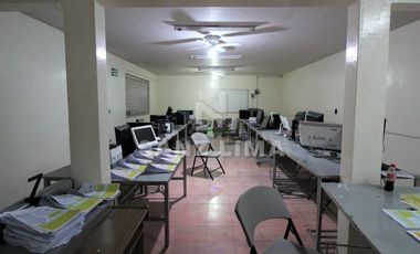 EL ZAPOTE: ESTUPENDO EDIFICIO PARA HOSPITAL O ESCUELA.