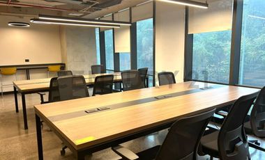 AMPLIA OFICINA EN ARRIENDO EN EXCLUSIVO SECTOR DE LA DEHESA