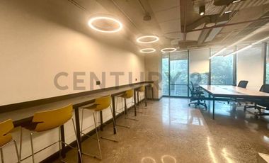 AMPLIA OFICINA EN ARRIENDO EN EXCLUSIVO SECTOR DE LA DEHESA