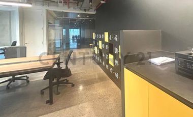 AMPLIA OFICINA EN ARRIENDO EN EXCLUSIVO SECTOR DE LA DEHESA