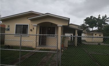 SE VENDE!! Casa en Valle Dorado, La Chorrera