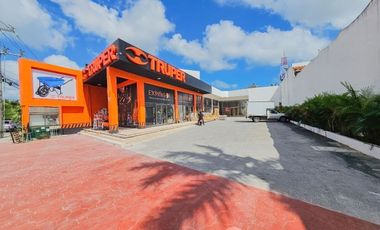 Local Comercial · Avenida Huayacan · 40M2 · Renta · Planta Baja