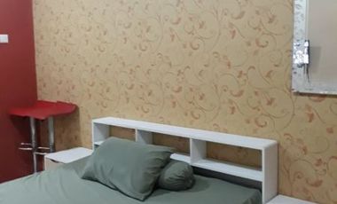 Apartemen green pramuka city type studio mingguan wifi ready