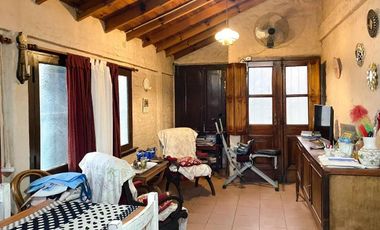 Casa en venta - 2 Dormitorios 1 Baño - Cochera - 825Mts2 - Monte Grande