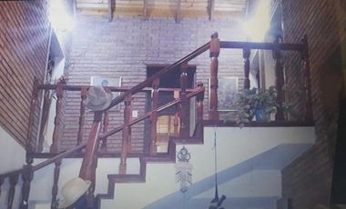 HERMOSO CHALET EN VENTA/ALQUILER EN COUNTRY VENADO 2