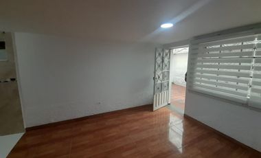 apartaestudio en arriendo en los alcazares. Cod A3929104