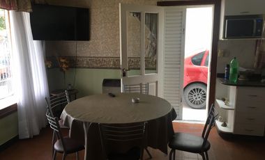 SE VENDE HERMOSO CHALET ZONA CENTRO