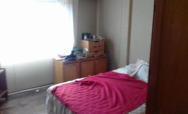 DEPARTAMENTO TIPO CASA EN PLANTA ALTA. 4 AMBIENTES. CON COCHERA