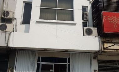 Ruko siap pakai full furnish lokasi Premium jatiwaringin pondok gede bekasi