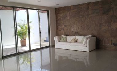 Venta de Casa en Rancho Cortes, Cuernavaca
