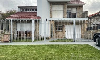 Chalet 4 Ambientes En Venta Zona El Faro - Mar del Plata