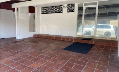 SAN FRANCISCO / PARA USO RESIDENCIAL O COMERCIAL / 400m2 / 2 NIVELES