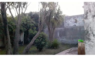 EN VENta___Casa 2 amb con cochera exelente entorno Maipu 7700