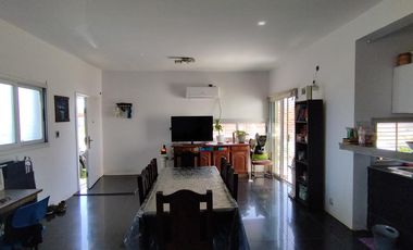 Casa - Melchor Romero