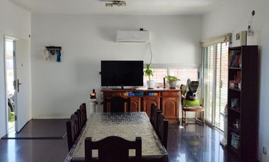 Casa - Melchor Romero