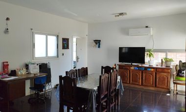 Casa - Melchor Romero