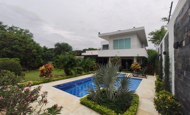 casa en venta en los trapiches. Cod V20647