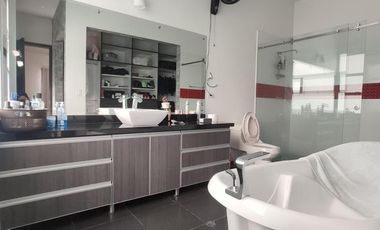 casa en venta en los trapiches. Cod V20647