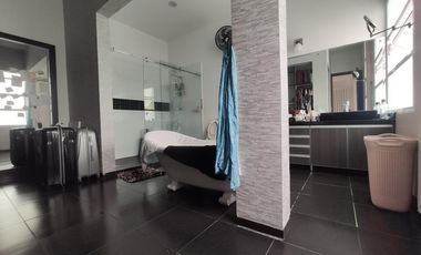 casa en venta en los trapiches. Cod V20647