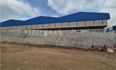 Vía Daule se alquila bodegas 11000 m2 ideal para farmaceuticas