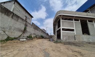 Vía Daule se alquila bodegas 11000 m2 ideal para farmaceuticas