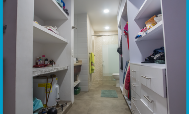 apartamento en venta en arboleda. Cod V11623