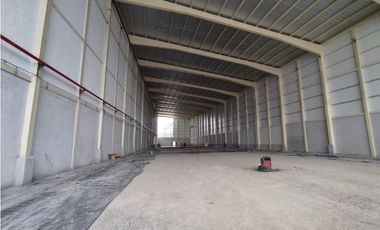 Vía a Daule Complejo con 2200 ㎡ de bodega para alquiler