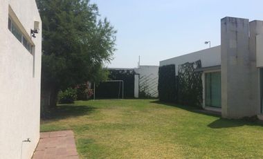 Residencia estilo modernista en El Carmen