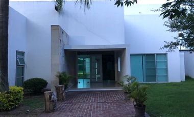 Residencia estilo modernista en El Carmen