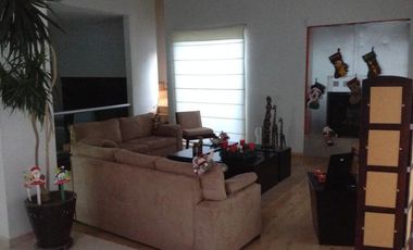 Residencia estilo modernista en El Carmen