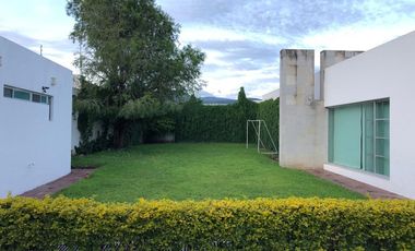 Residencia estilo modernista en El Carmen