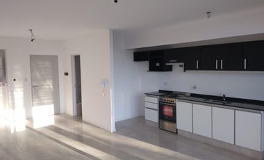 MONOAMBIENTE FRENTE AL RIÓ , LA MEJOR UBICACIÓN